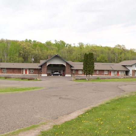 Amerivu Inn & Suites - St Croix Falls Saint Croix Falls Екстериор снимка