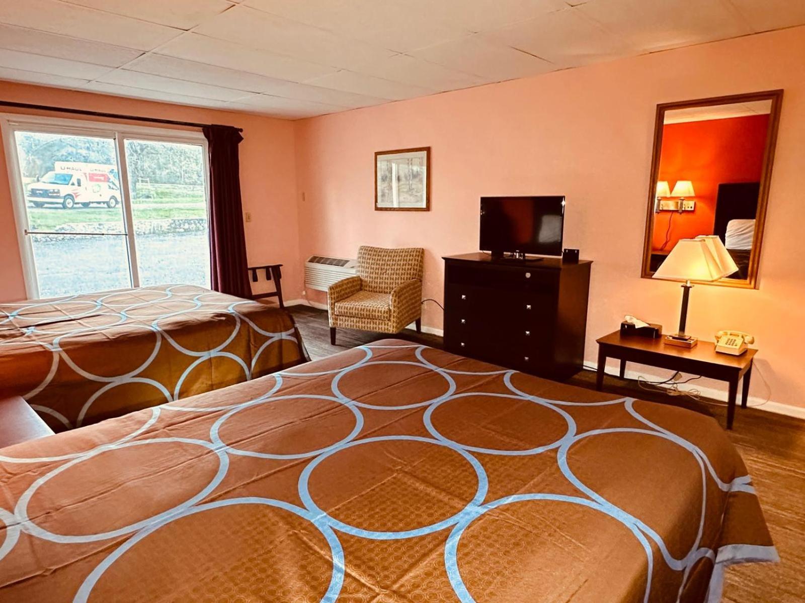 Amerivu Inn & Suites - St Croix Falls Saint Croix Falls Екстериор снимка