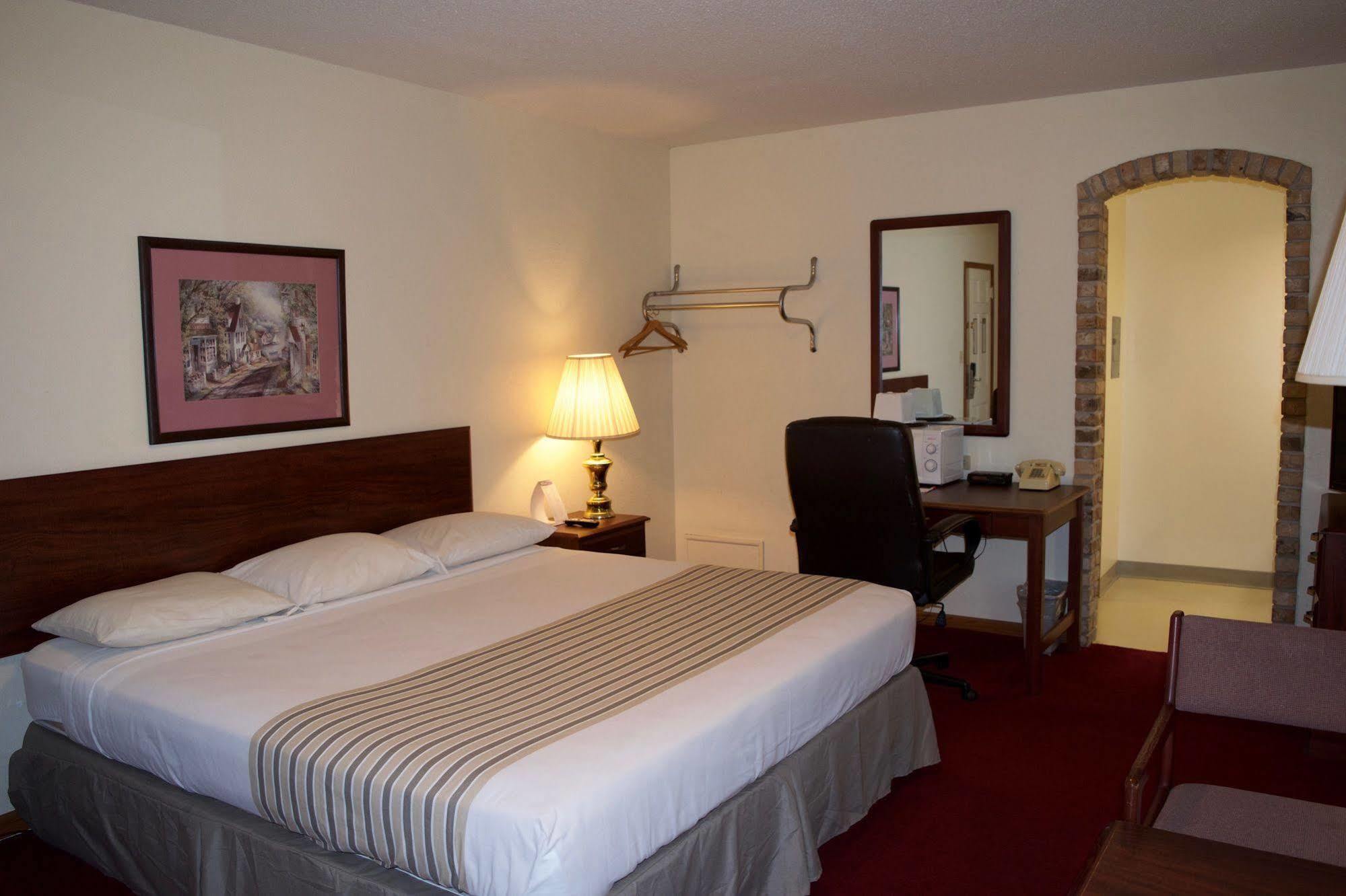Amerivu Inn & Suites - St Croix Falls Saint Croix Falls Екстериор снимка